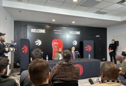 金年会官方网站包含多伦多猛龙迎NBA季后赛关键赛，窗口期豪取连胜，管理层满意，球队文化再被提及的词条